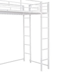 Cama alta de metal blanca tamaño twin con escalera, barandilla, estantes y escritorio