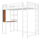 Cama alta de metal blanca tamaño twin con escalera, barandilla, estantes y escritorio