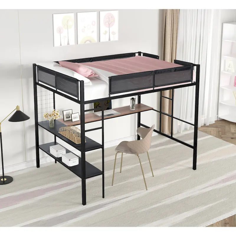 Cama alta de metal matrimonial con escritorio, estantes y barandilla